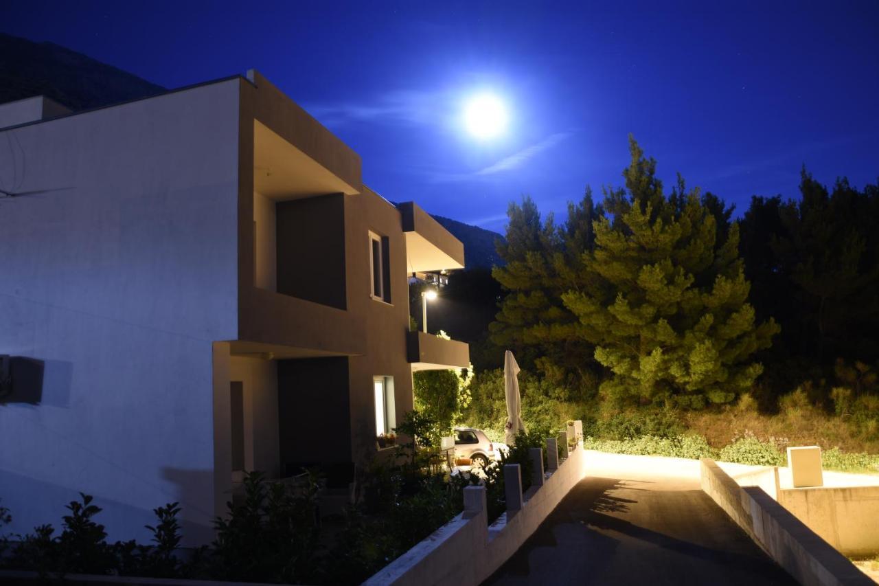 מאקרסקה Apartments Marusic מראה חיצוני תמונה