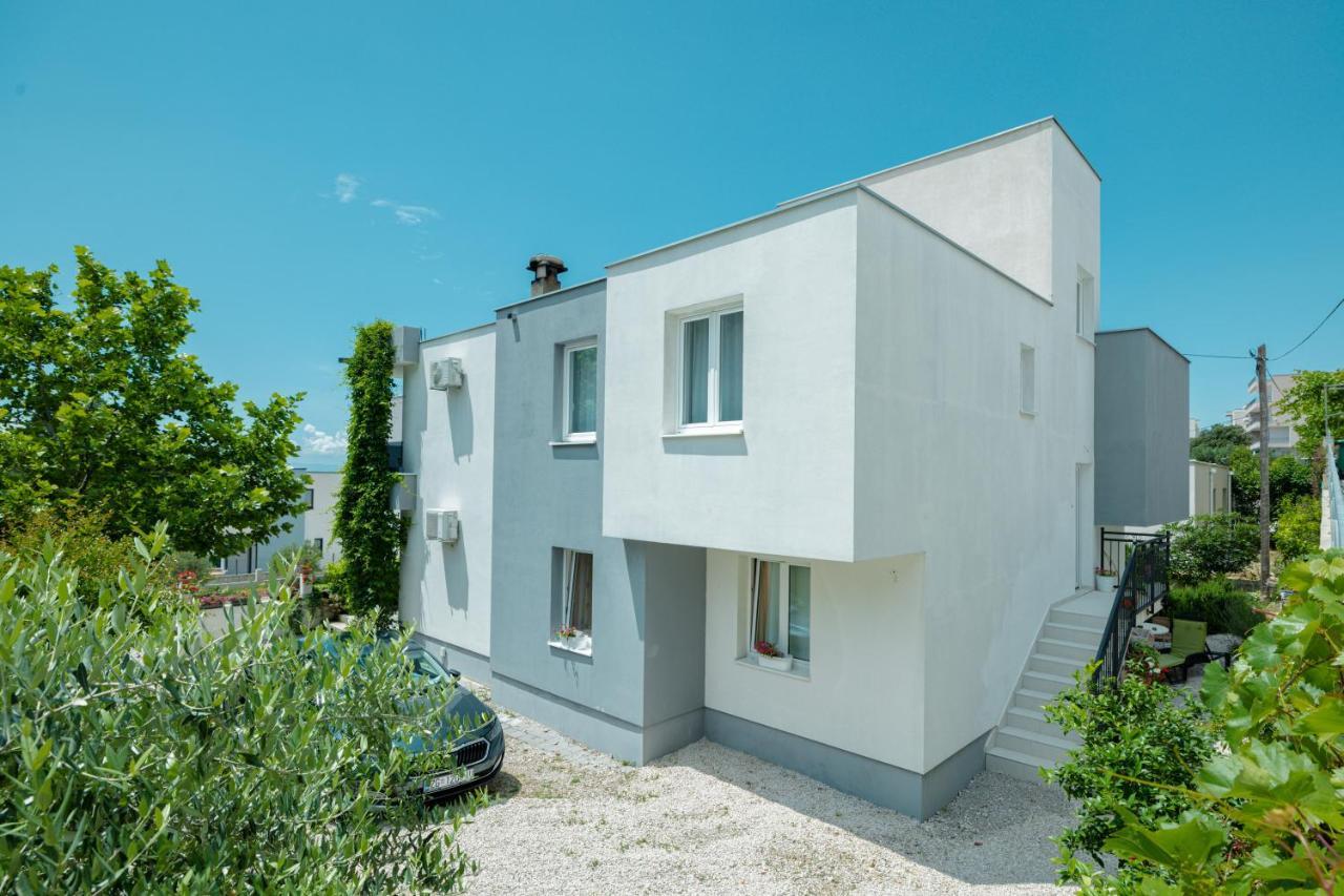 מאקרסקה Apartments Marusic מראה חיצוני תמונה