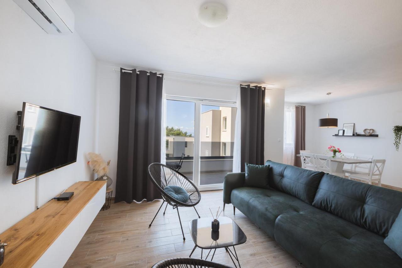 מאקרסקה Apartments Marusic מראה חיצוני תמונה