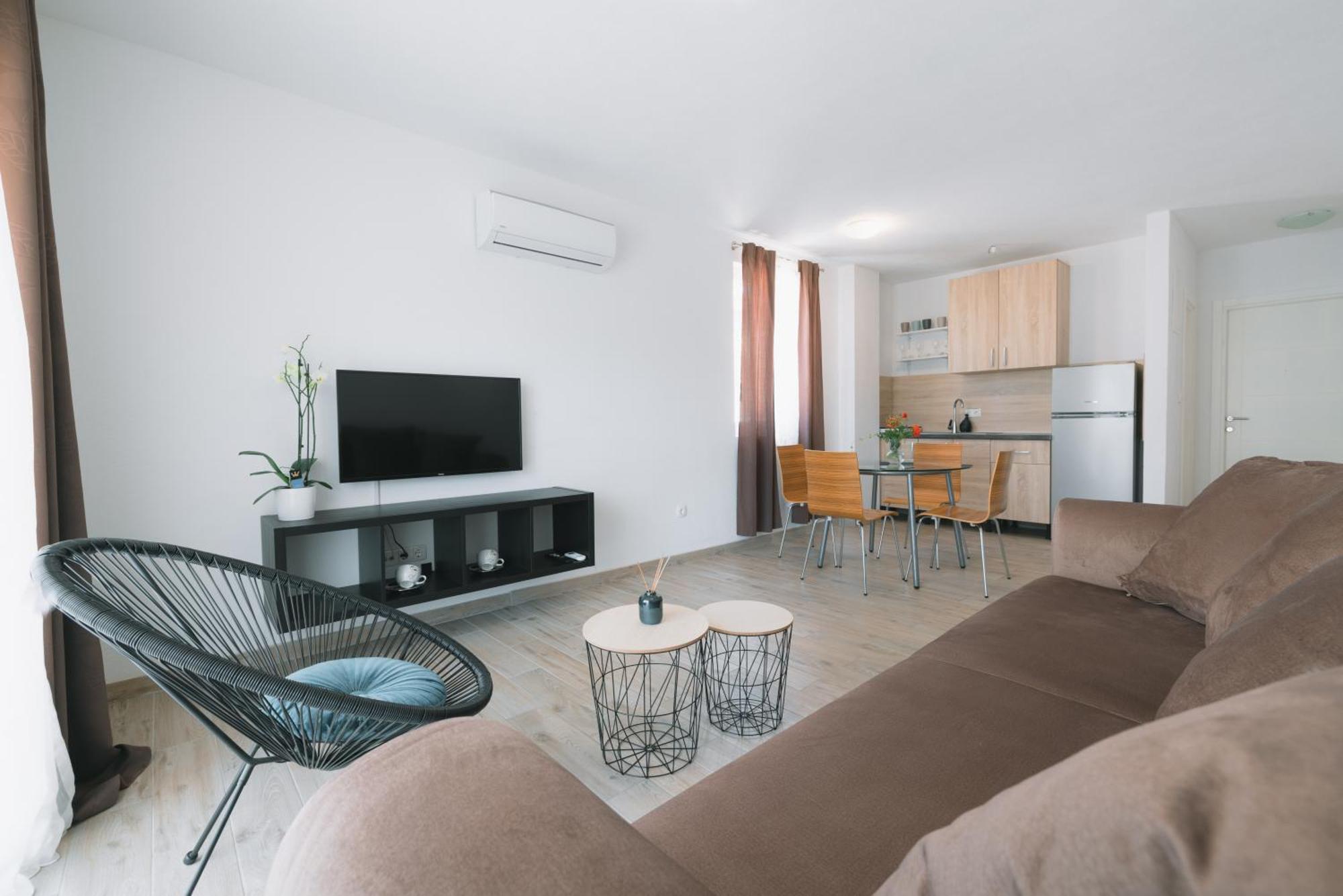 מאקרסקה Apartments Marusic מראה חיצוני תמונה
